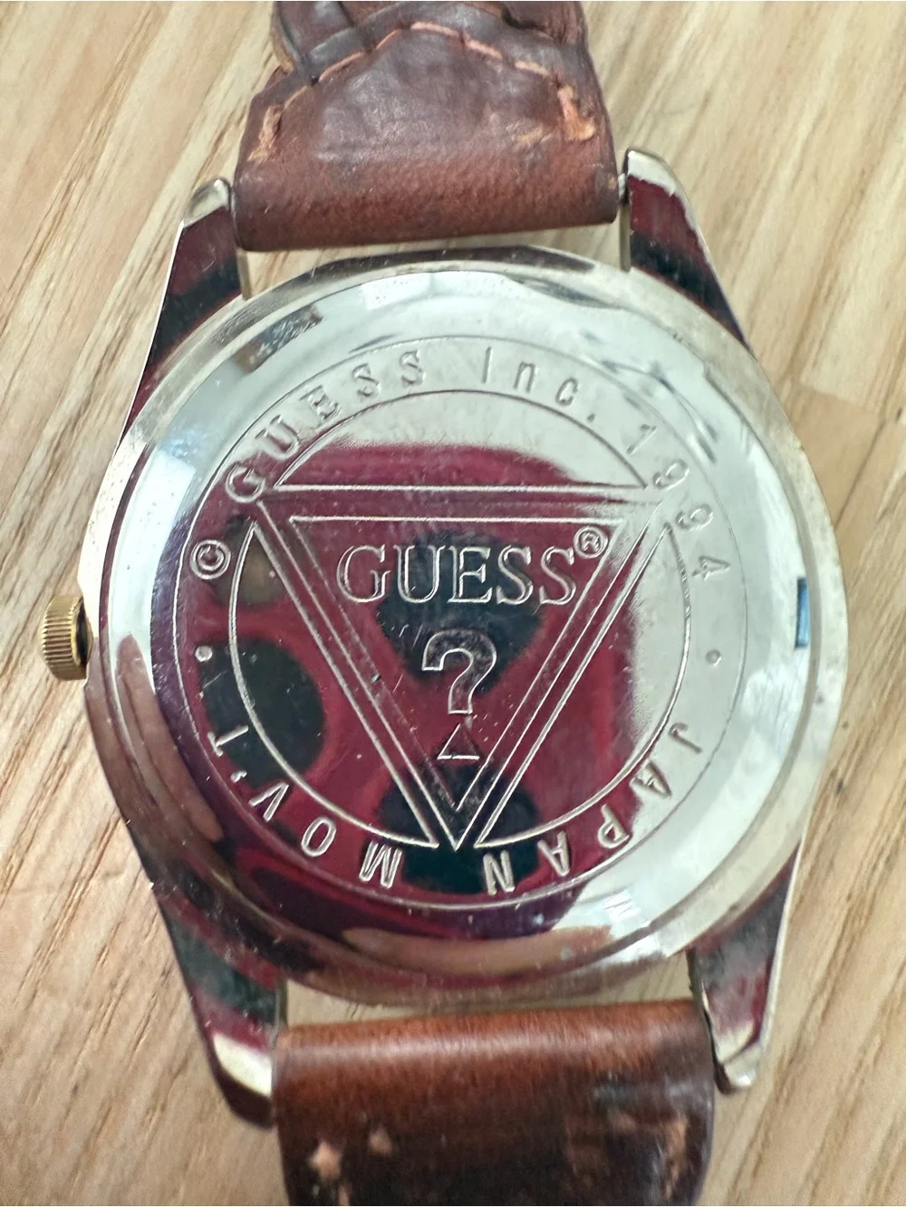 Vintage 90s Guess men’s gold tone brown leather watch NEW BATTERY